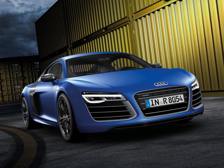  Audi R8 V10 Plus 2012 года  (WW) (фото 3 из 23)